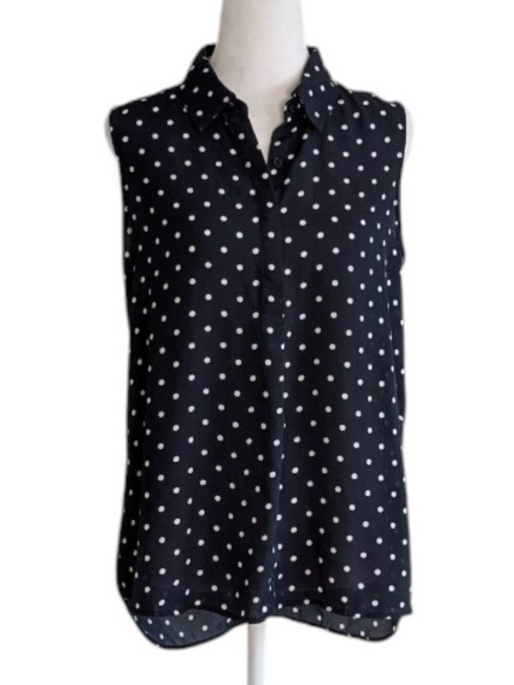 ANNE KLEIN Women's Sleeveless Hi Lo Hem Polka Dot Bouse Top Size S Navy White